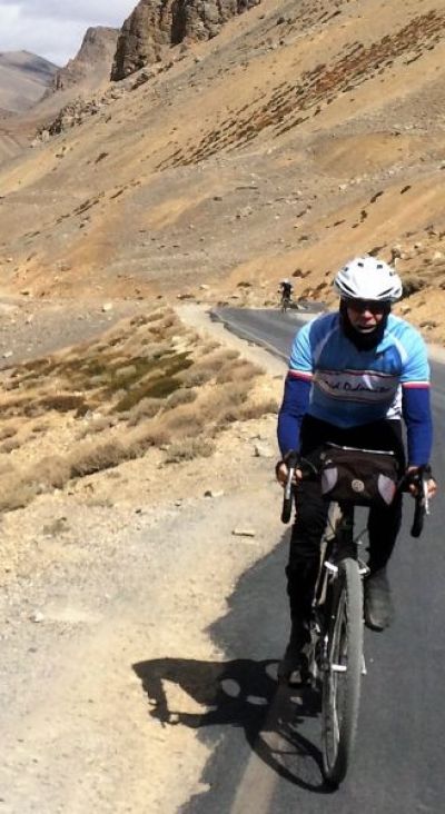 Robert McGraw Cycling on the  tour with redspokes